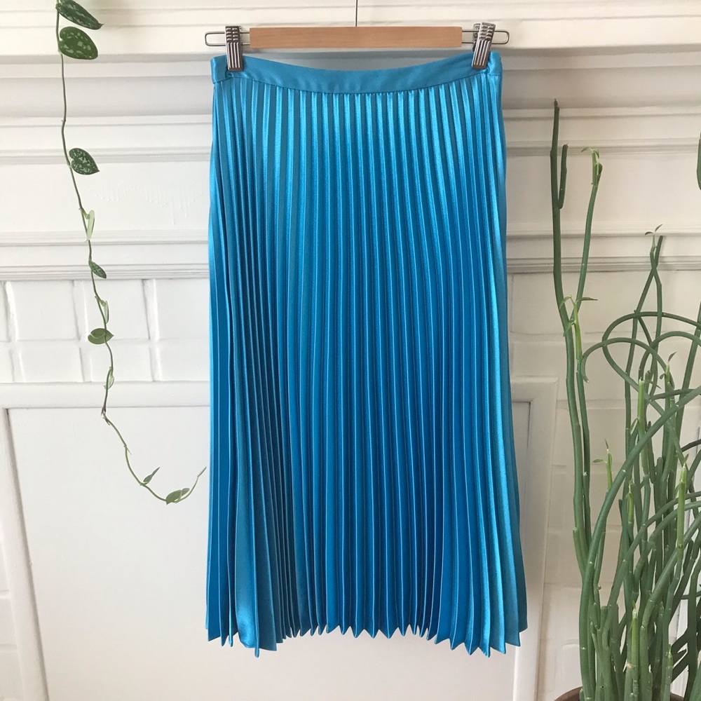 Whistles satin pleated skirt NWT